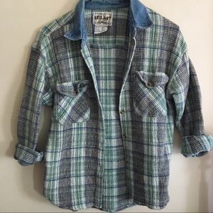Perfect 90’s pastel flannel button up!